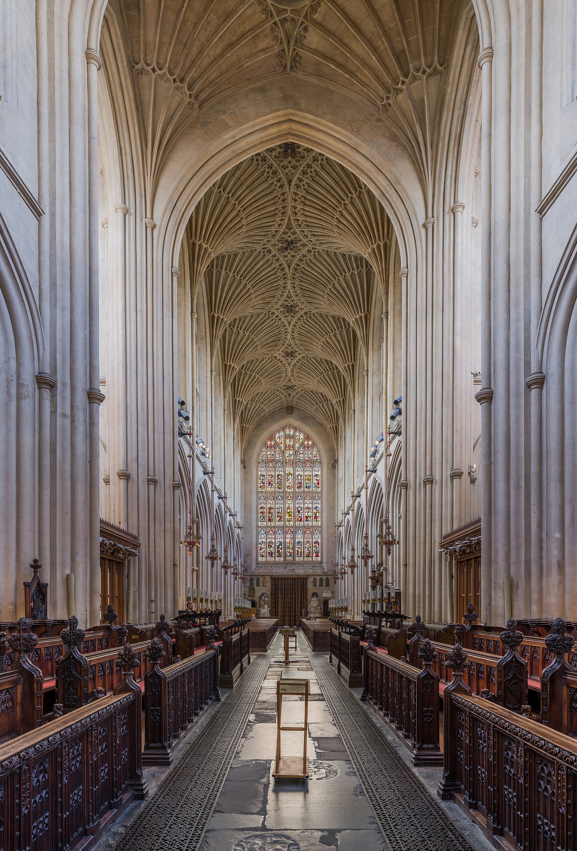 Exterior view of Bath Abbey